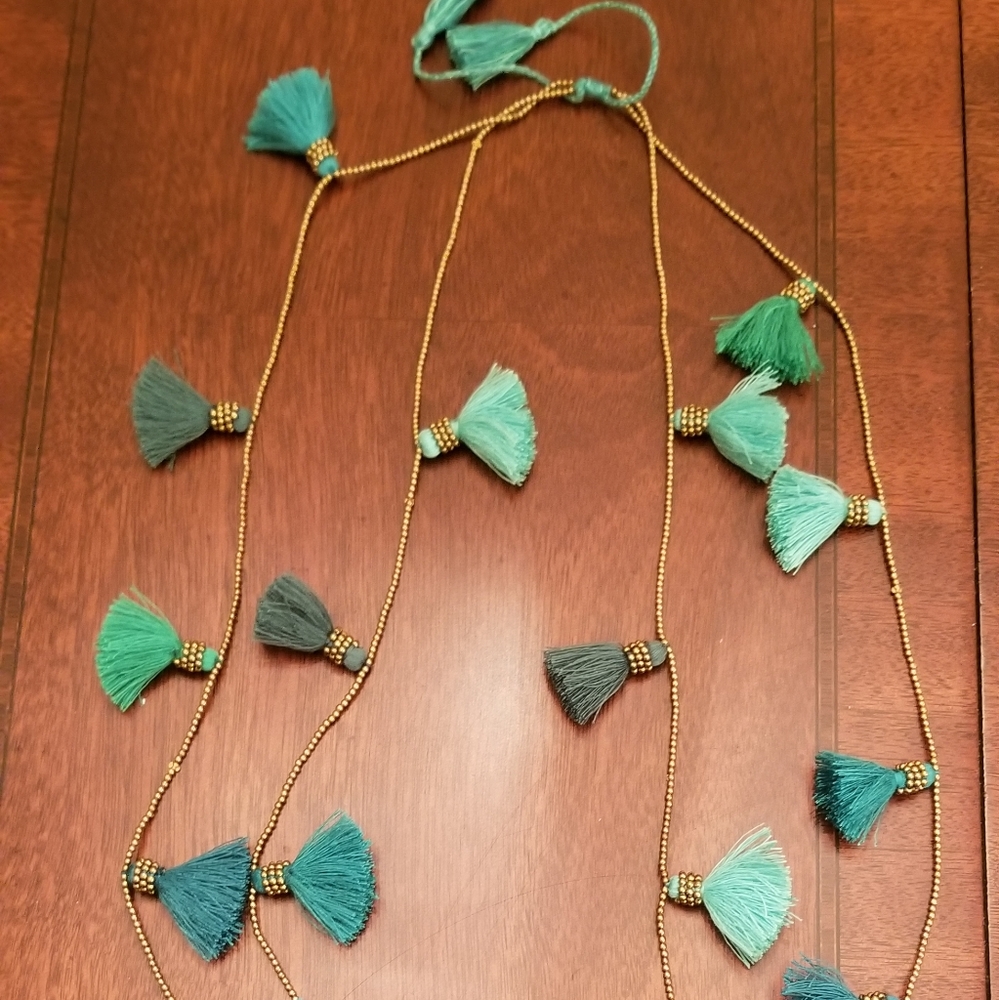 Handmade Tassel Necklace - Picture 8 of 8